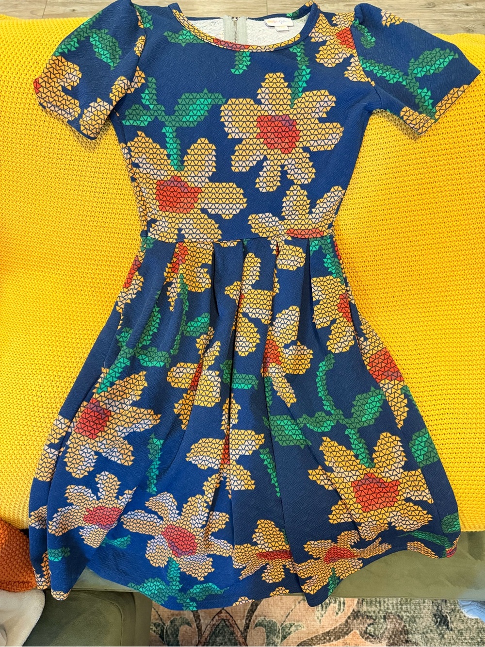 LuLaRoe Pixelated Floral Dress XXS